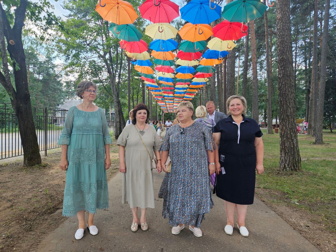 В парке ЛК открылась новая зона с красивыми названием &quot;Бизнес Аллея&quot;.